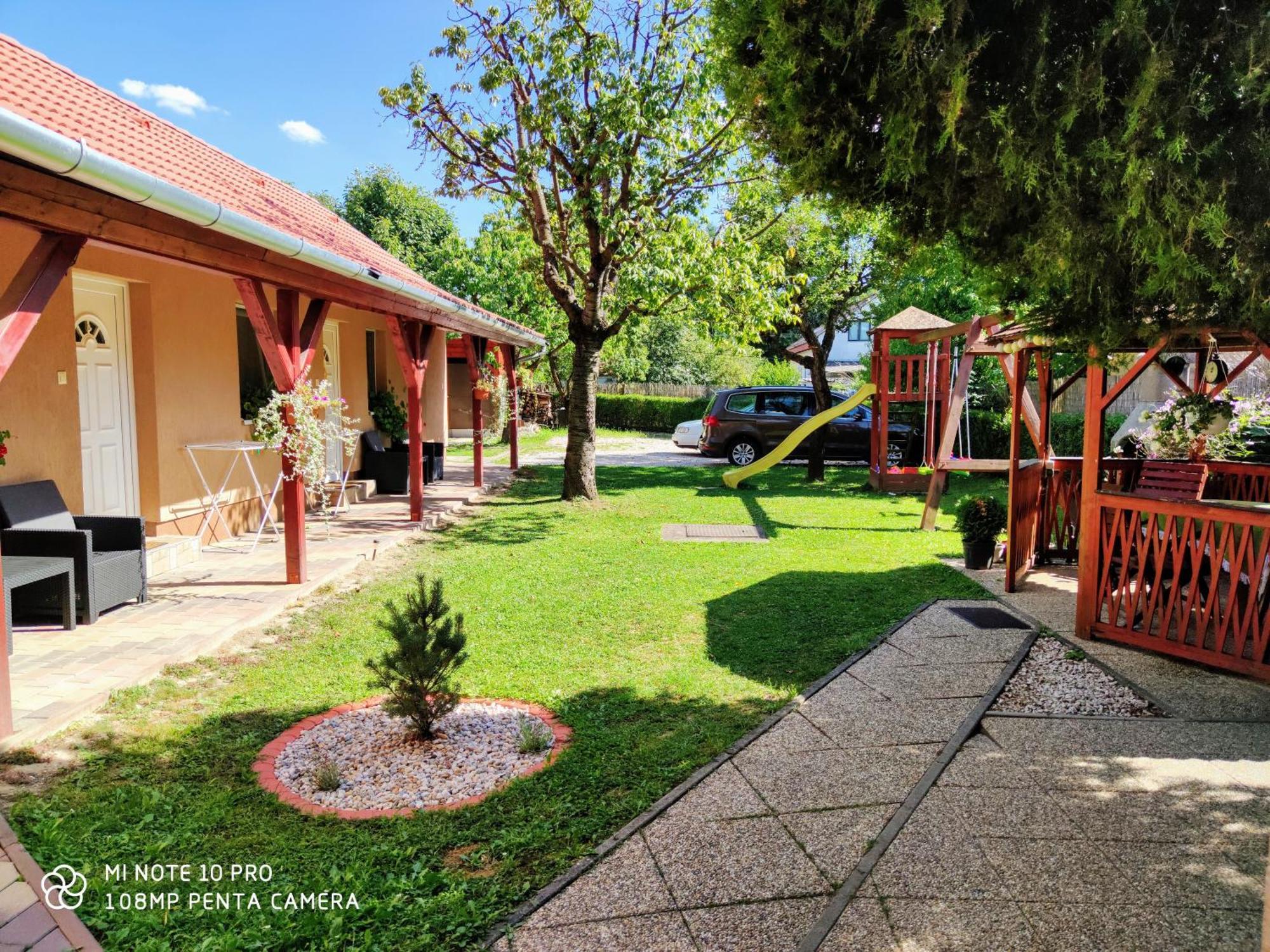 Harkány Apartman Aniko Vendeghaz מראה חיצוני תמונה